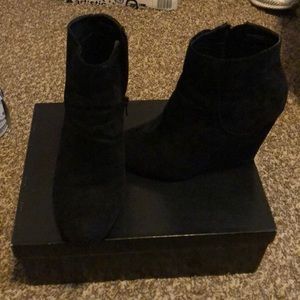 Wedge bootie